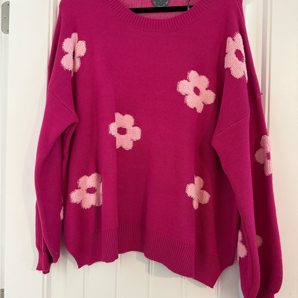 Arula Pink Floral Women's Sweater